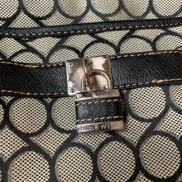 Nine West purse - Picture 3 of 5